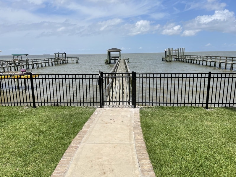Galveston fence company